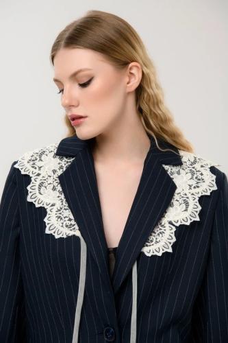 Кружевной воротник