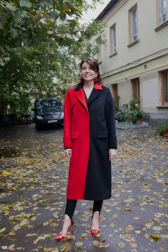 Пальто Севилья красно-чёрное