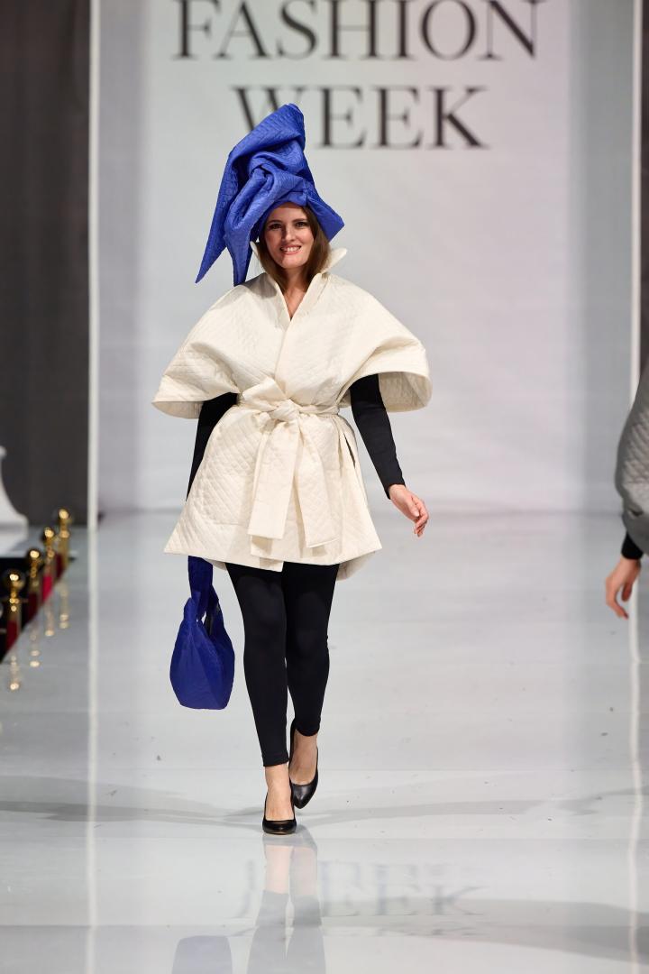 Накидка на верхнюю одежду