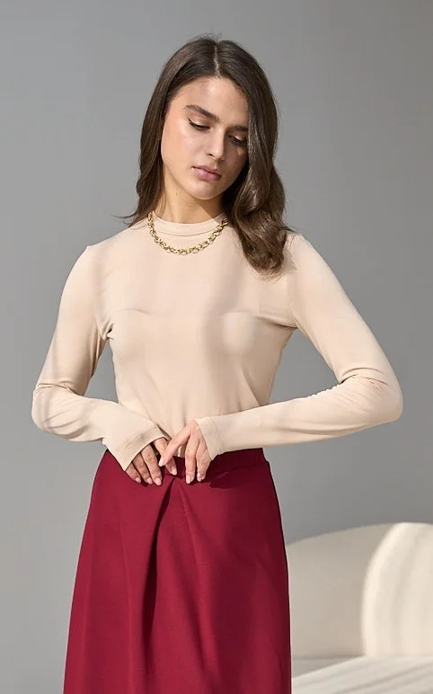 Бежевый лонгслив из вискозы