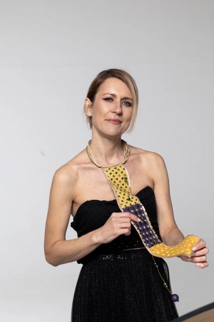 Галстук с квадратиками