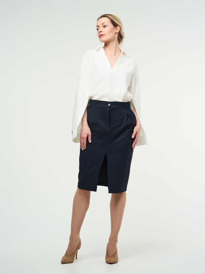 Юбка с разрезом спереди