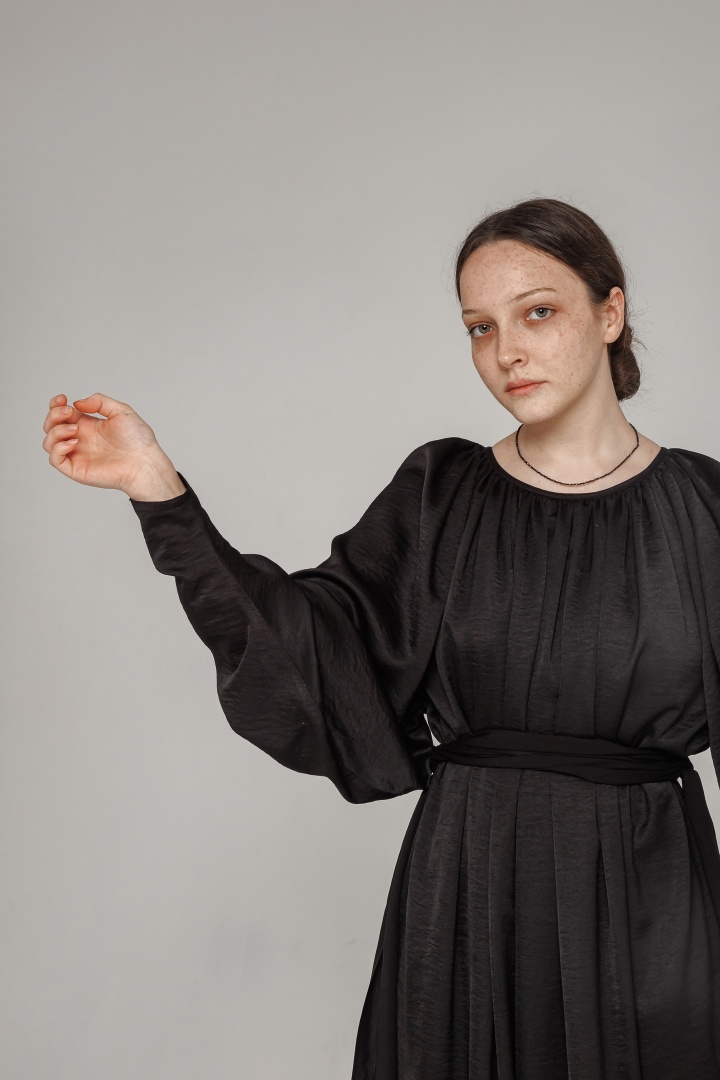 Платье "Вороное"