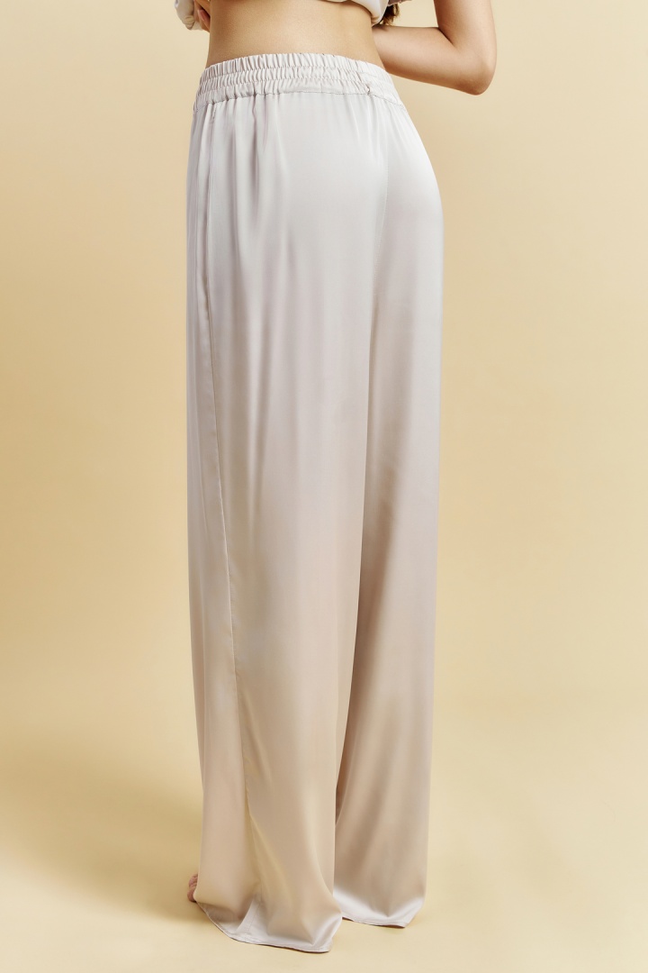 Брюки из натурального шелка