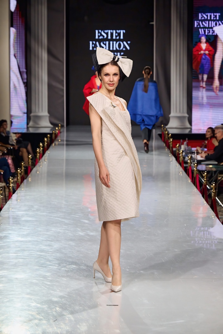 Платье белое