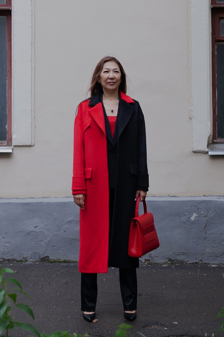 Пальто Севилья красно-чёрное