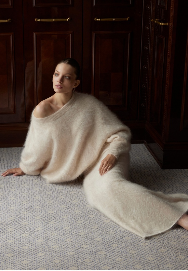 Свитер из пушистого кашемира "Сливочный Пломбир"
