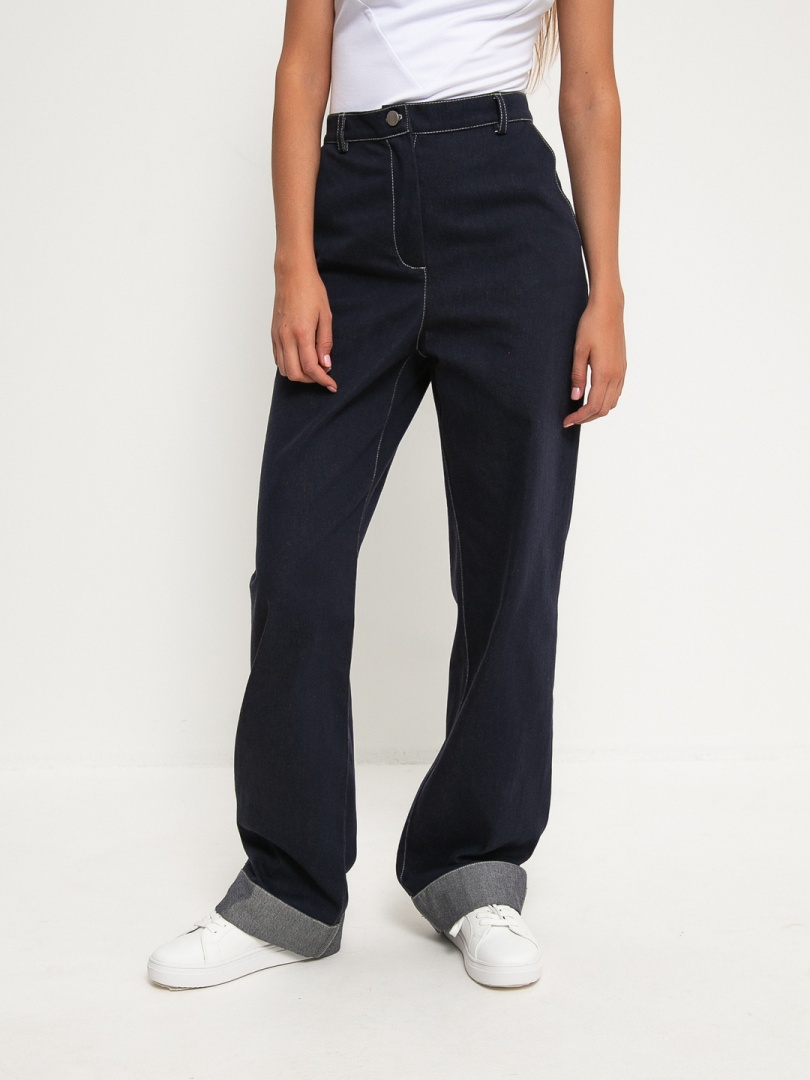 Джинсы прямого кроя