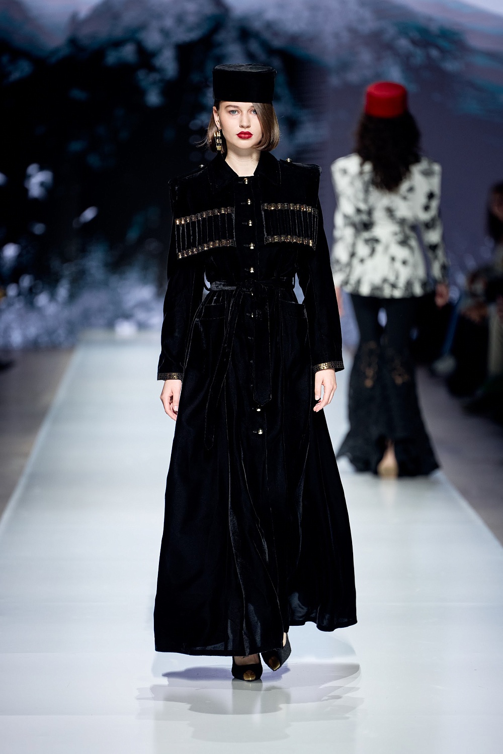 Интервью главного стилиста Russian Fashion Dom с фотографом Сергеем Смирновым о III Московской Неделе Моды