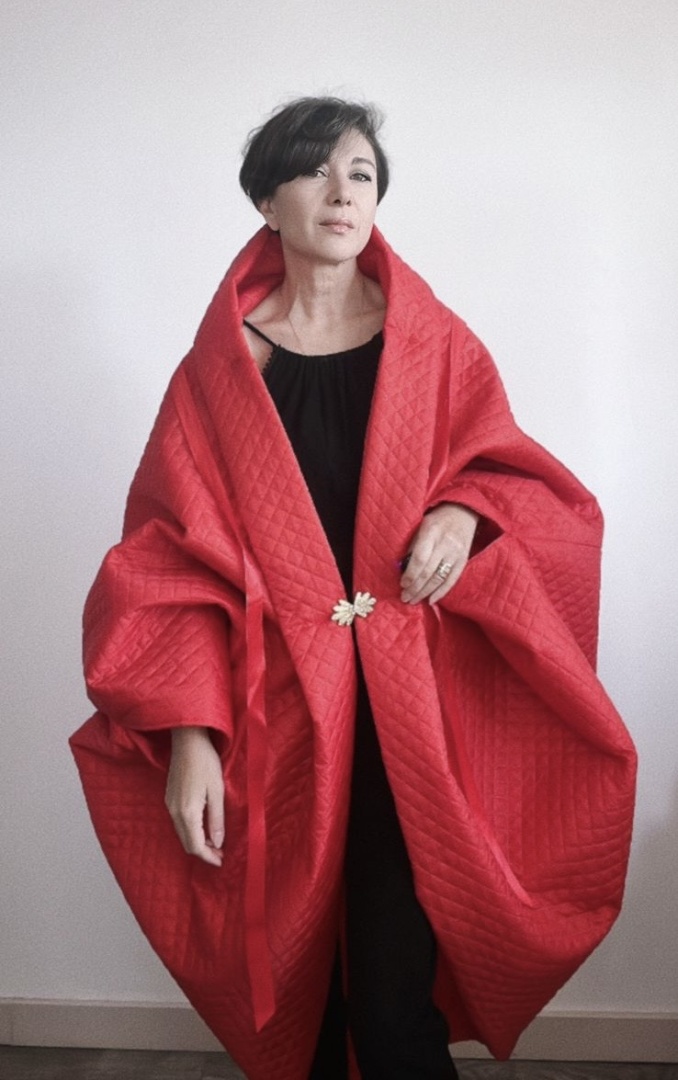 Накидка-пальто красная