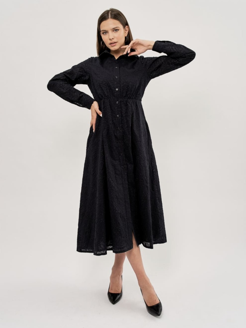 Платье из чёрного ажурного хлопка