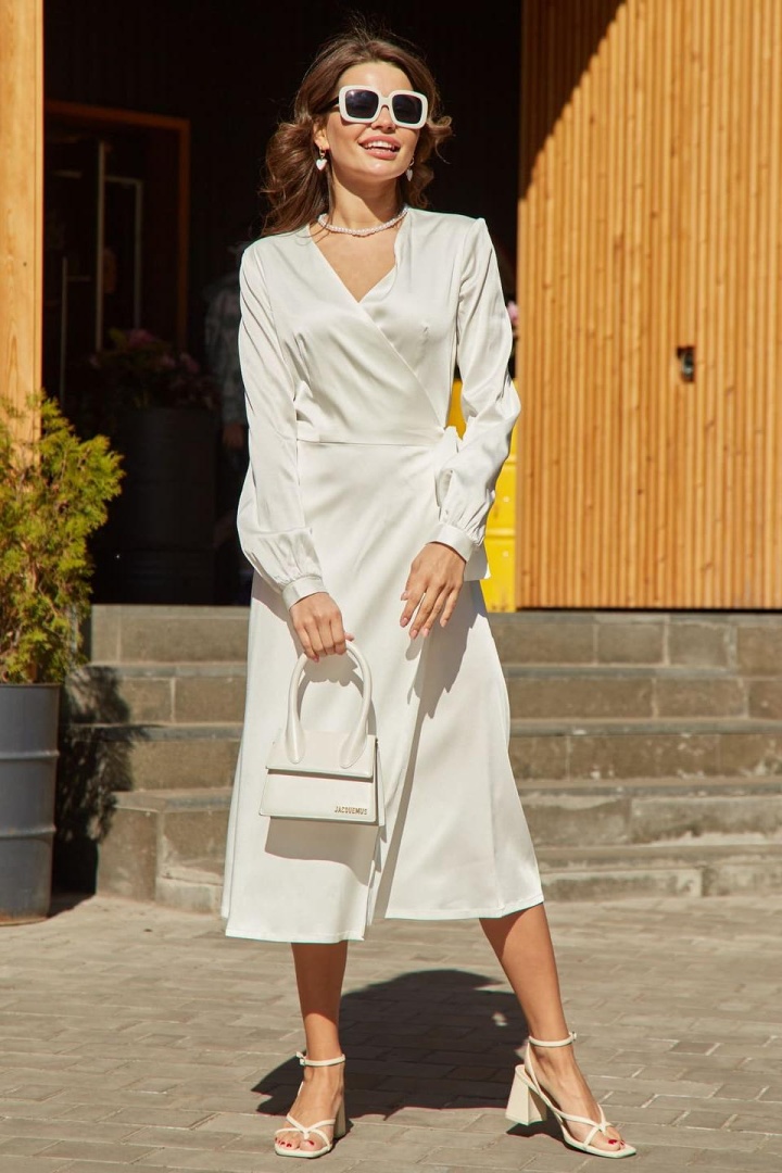 Платье на запах Кери "Жемчужный белый"