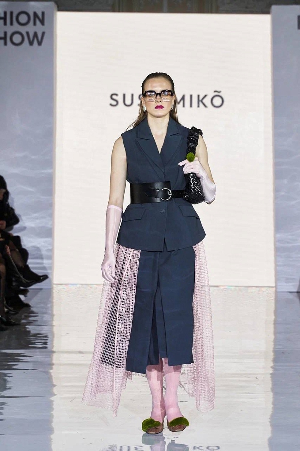 Бренд SUSTIMIKO представил оригинальную авторскую стилизацию коллекции «Изысканность в моменте» на Podium Season’ 24 в Санкт-Петербурге