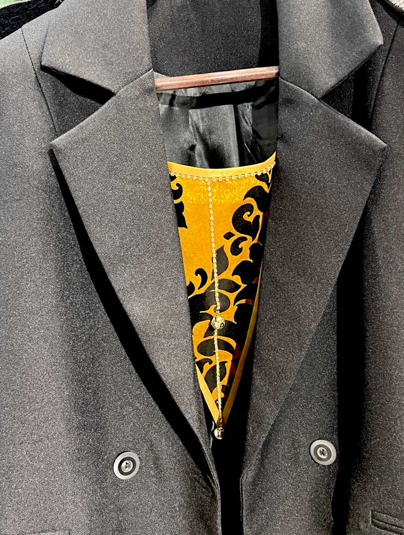 Желтый галстук