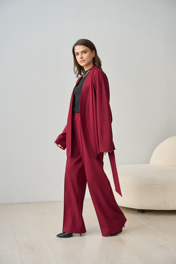 Бордовые брюки палаццо